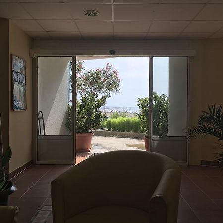 Hotel La Rosa Negra Улцин Екстериор снимка